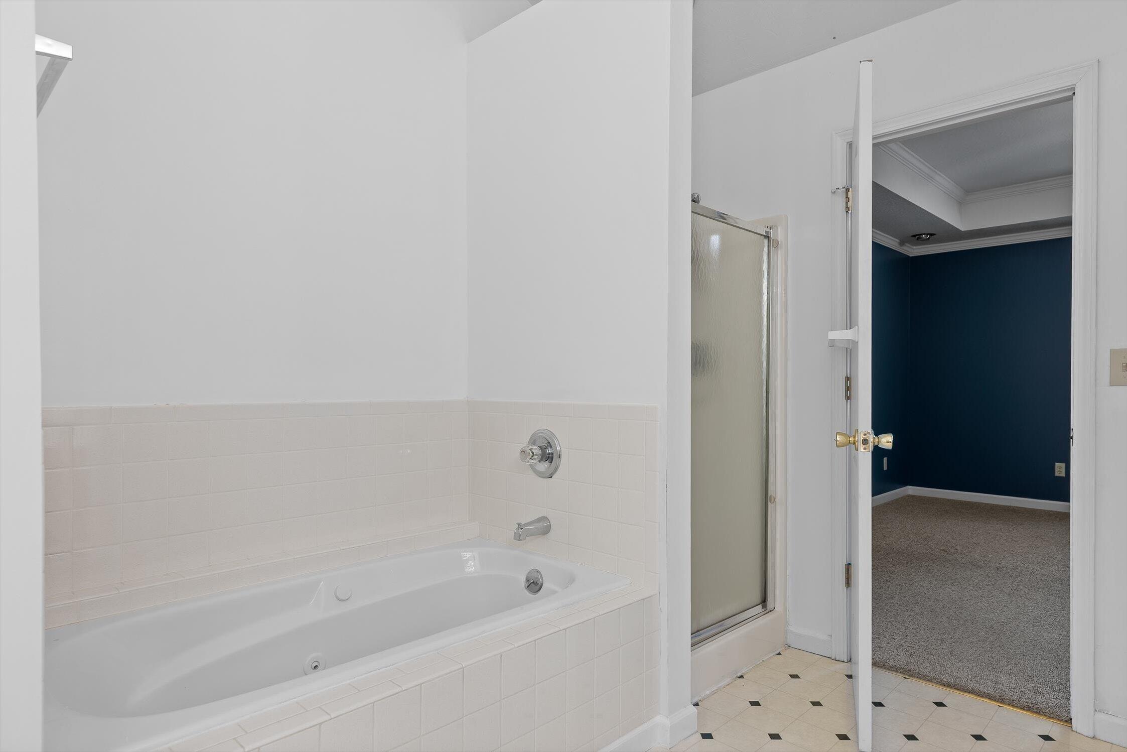 Crossville, Tennessee 38555, United States, 4 Bedrooms Bedrooms, ,3 BathroomsBathrooms,Residential,Active,230675