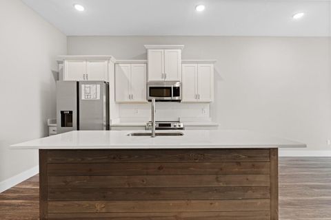 Tiny photo for 1445 Fagan Street, Chattanooga, TN 37408 (MLS # 1527968)