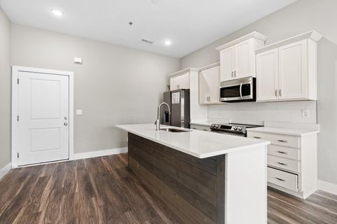 Tiny photo for 1445 Fagan Street, Chattanooga, TN 37408 (MLS # 1527968)