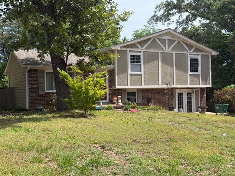 Photo of 1517 N Chester Road, Hixson, TN 37343 (MLS # 1533745)