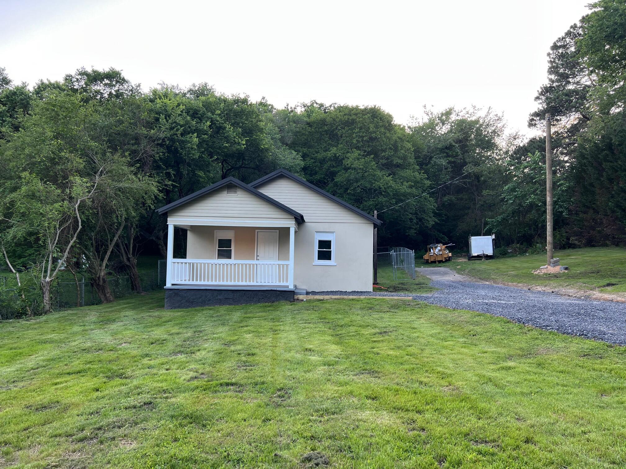 823 Schmidt Road, Rossville, Georgia image 3