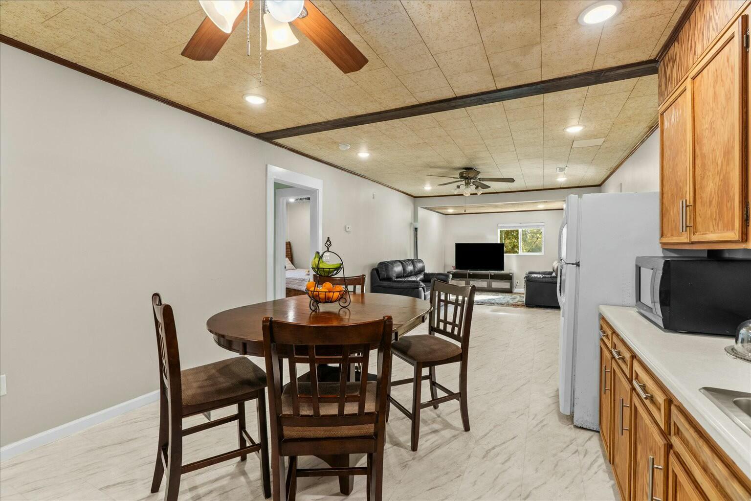 216 Hewitt Drive, Dalton, Georgia image 15