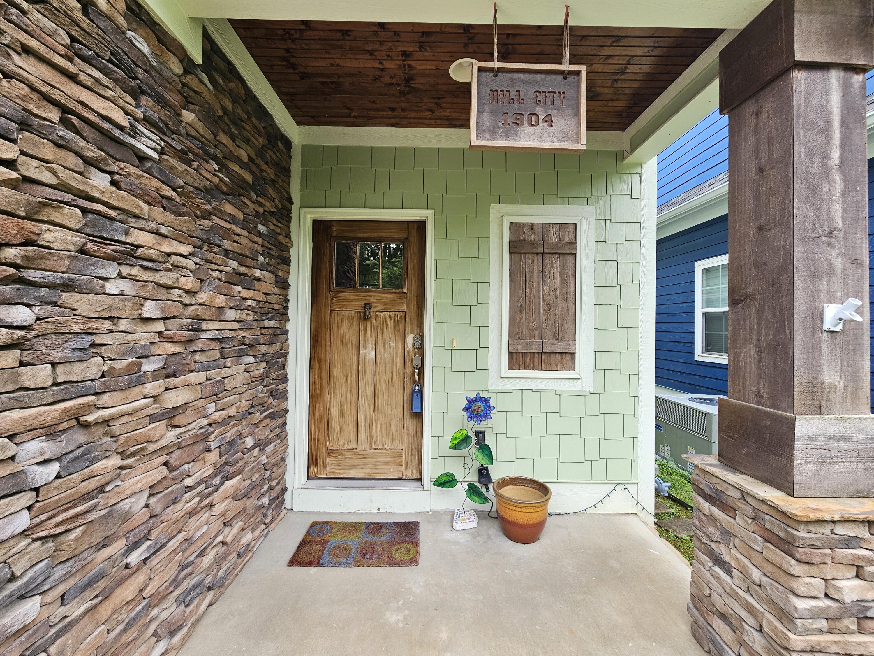 206 Peak Street, Chattanooga, Tennessee image 3