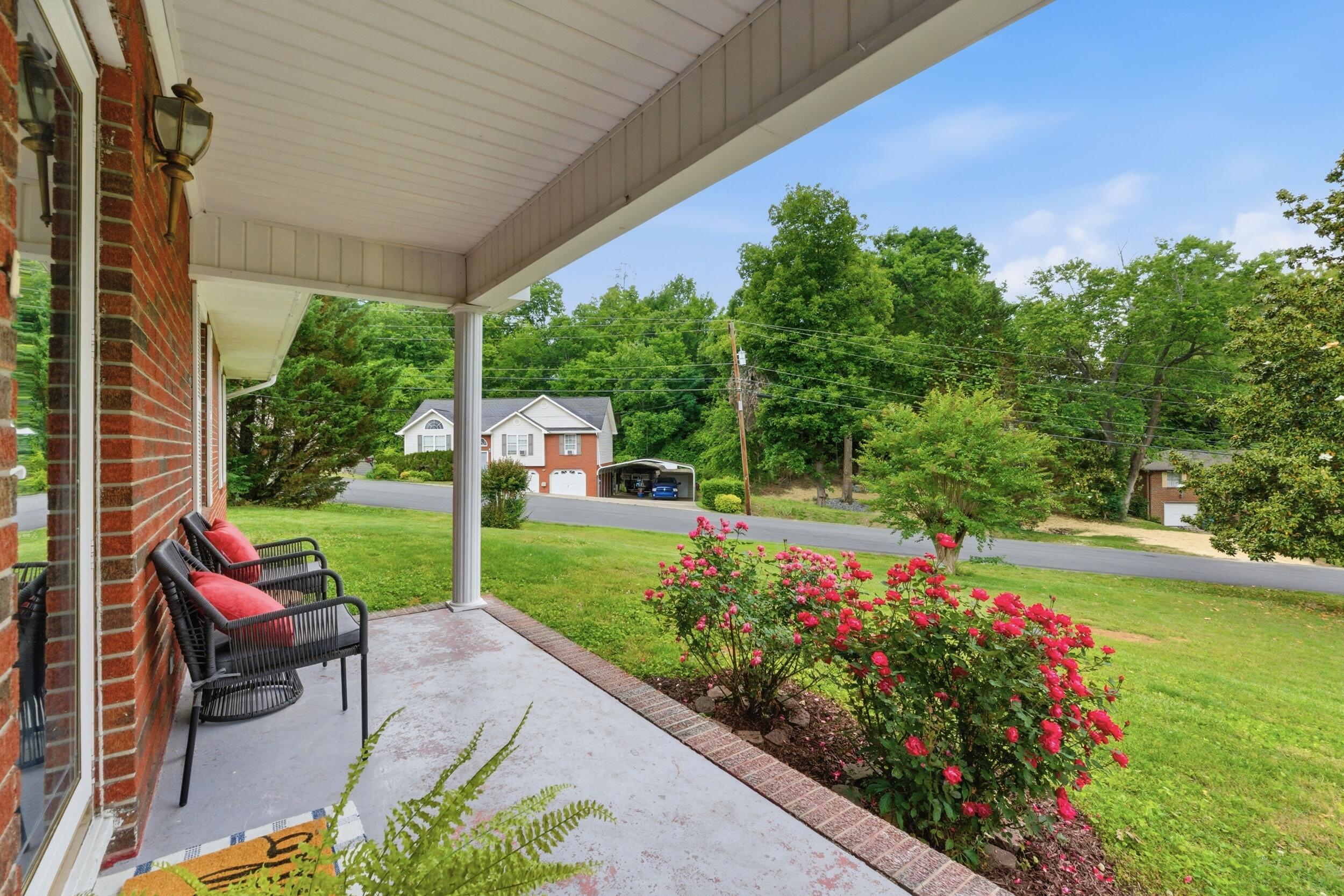 5 Montayne Drive