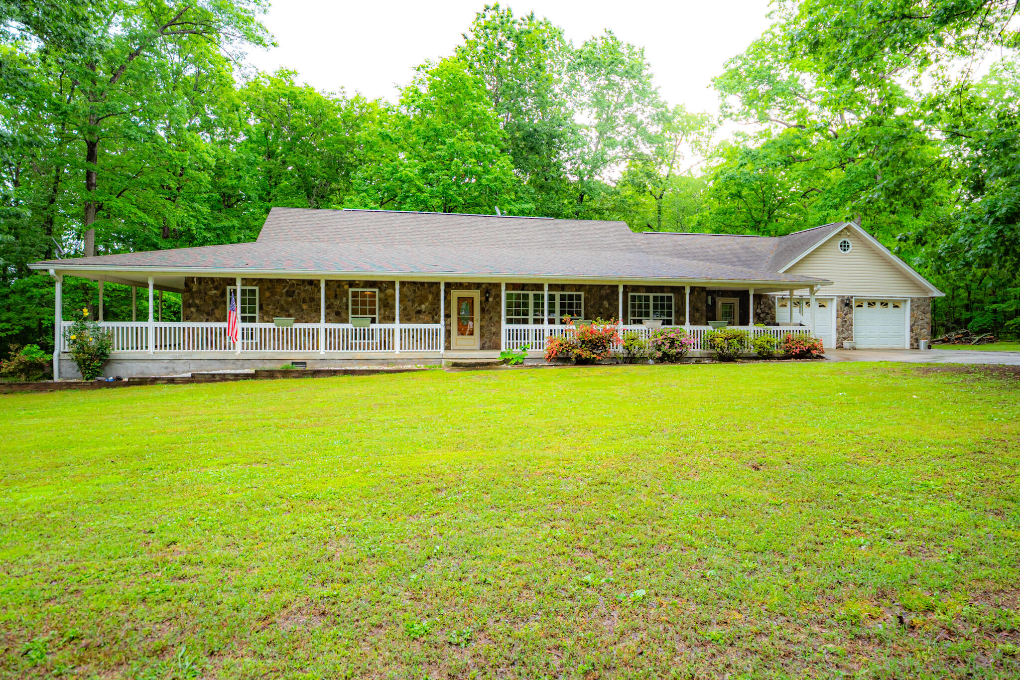 519 Savannah Lane, Dayton, Tennessee image 1