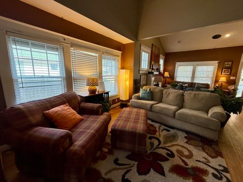 Tiny photo for 1307 Hixson Pike, Chattanooga, TN 37405 (MLS # 1524814)