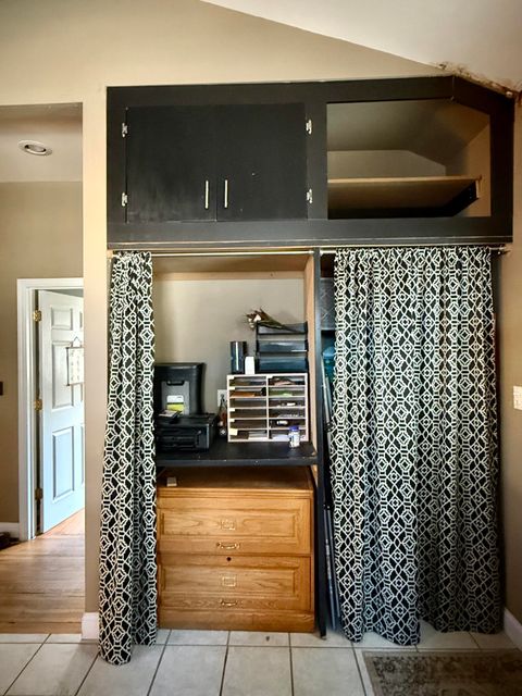 Tiny photo for 1307 Hixson Pike, Chattanooga, TN 37405 (MLS # 1524814)