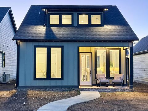 Photo of 396 Idle Place Circle, Rossville, GA 30741 (MLS # 1522939) Photo of 396 Idle Place Circle, Rossville, GA 30741 (MLS # 1522939)