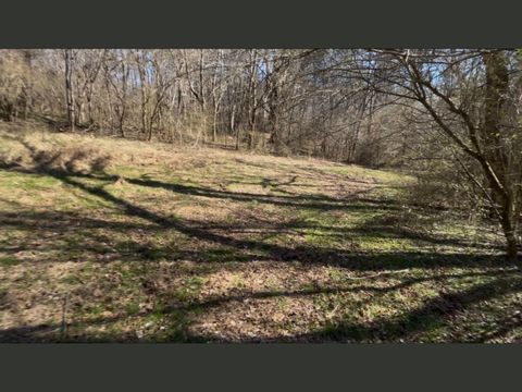 Tiny photo for 364 Carden Street, Soddy Daisy, TN 37379 (MLS # 1528492)