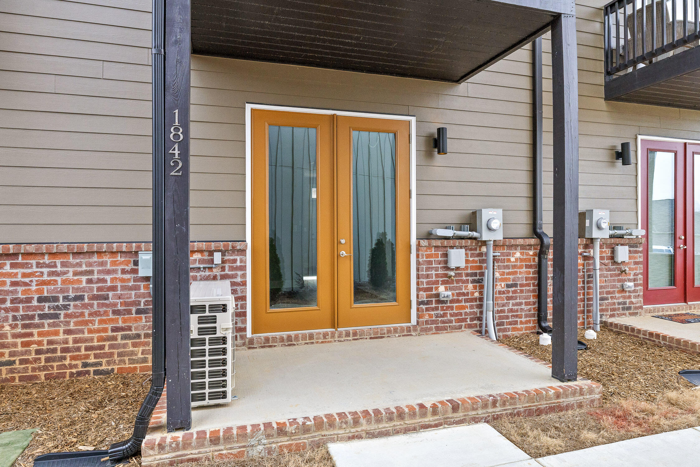 Chattanooga, Tennessee 37421, United States, 2 Bedrooms Bedrooms, ,2 BathroomsBathrooms,Residential,Active,613