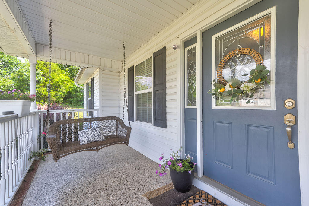 44 Bending Oak Drive