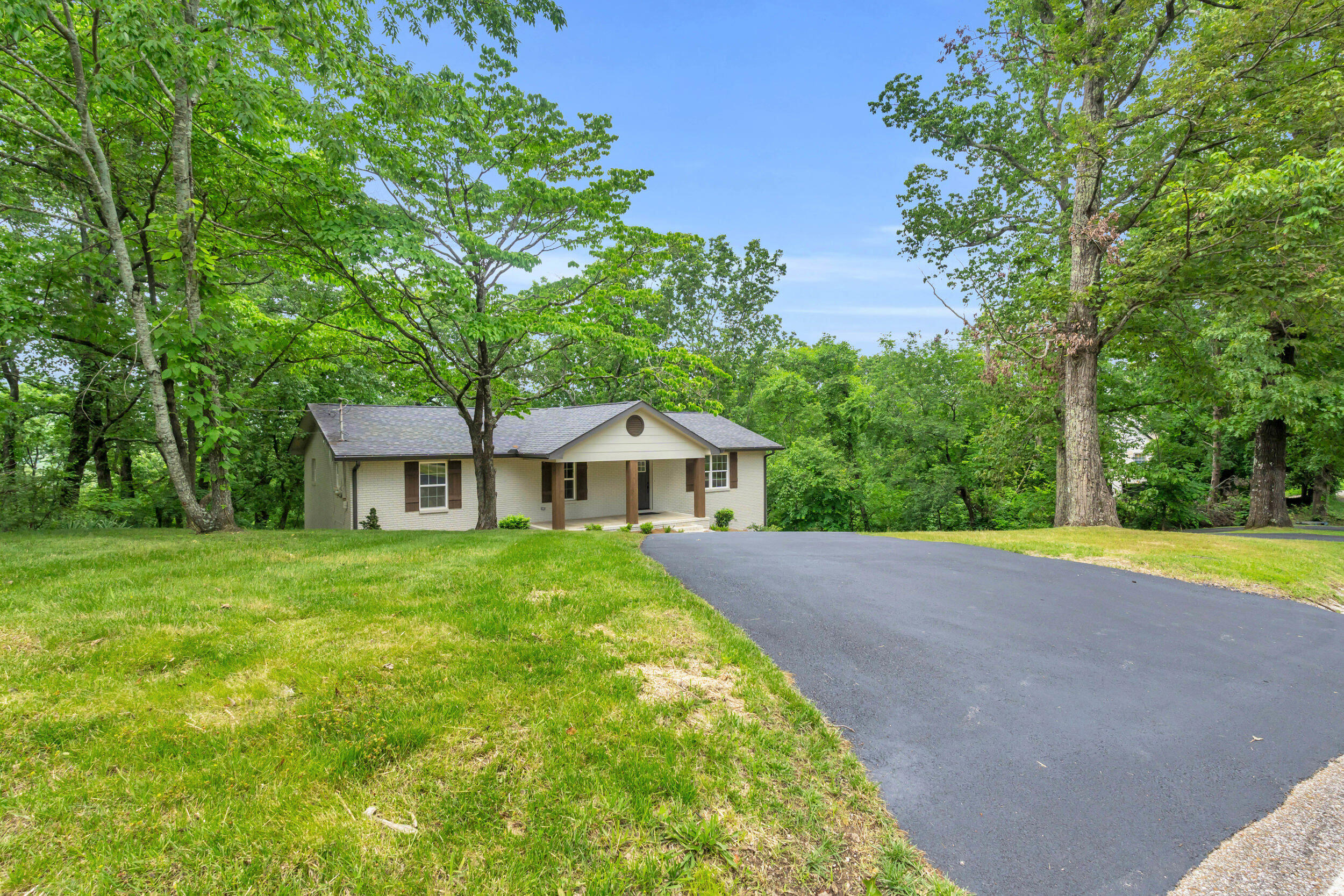 5951 Crestview Drive, Hixson, Tennessee image 38