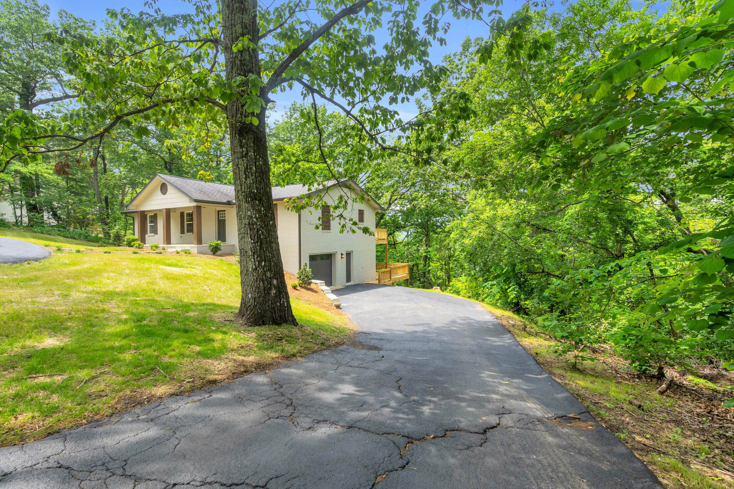 5951 Crestview Drive, Hixson, Tennessee image 36