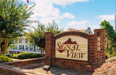 Photo of 900 Mountain Creek Road, Chattanooga, TN 37405 (MLS # 1517400)