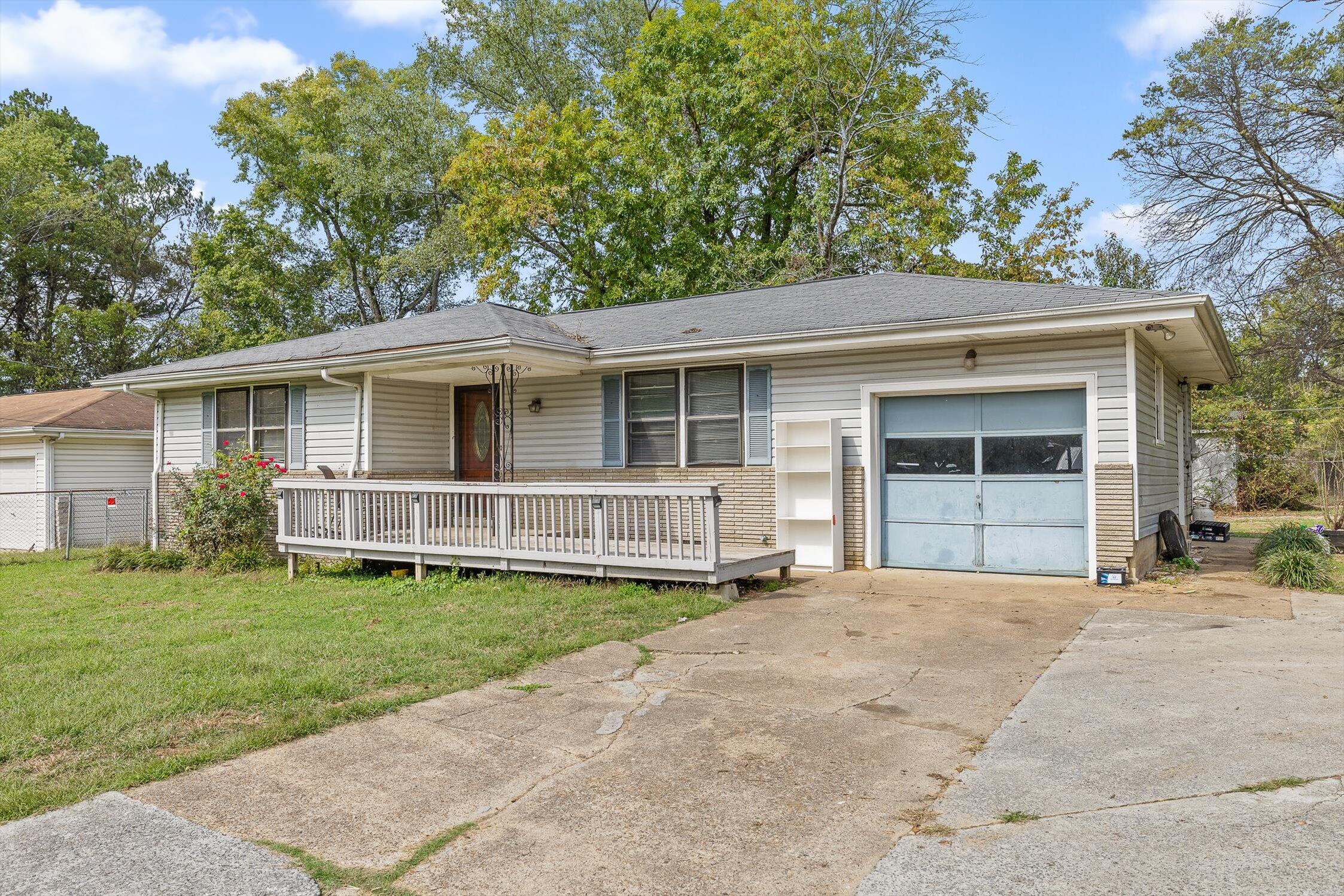 Ringgold, Georgia 30736, United States, 2 Bedrooms Bedrooms, ,1 BathroomBathrooms,Residential,Pending,231666