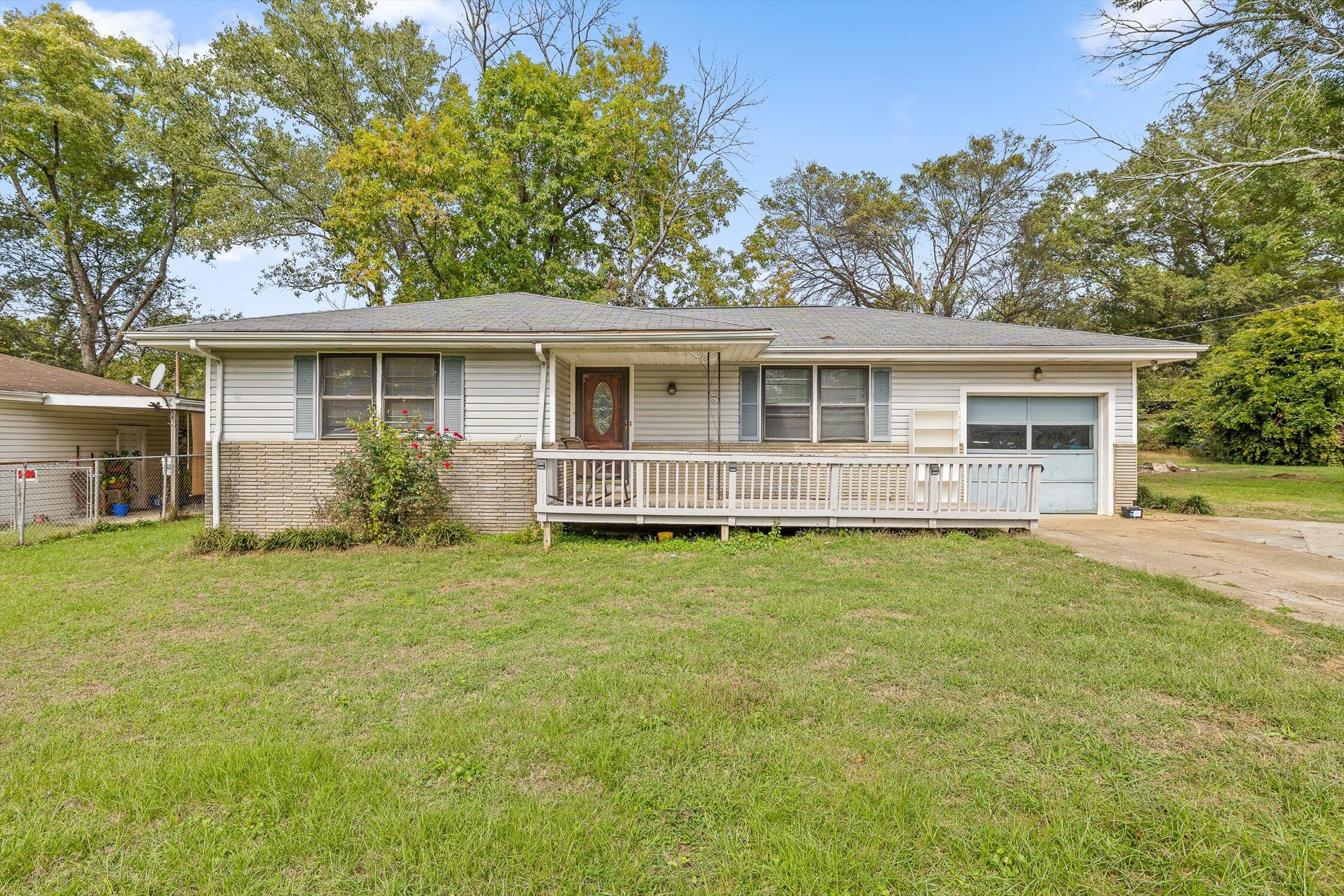 Ringgold, Georgia 30736, United States, 2 Bedrooms Bedrooms, ,1 BathroomBathrooms,Residential,Pending,231666