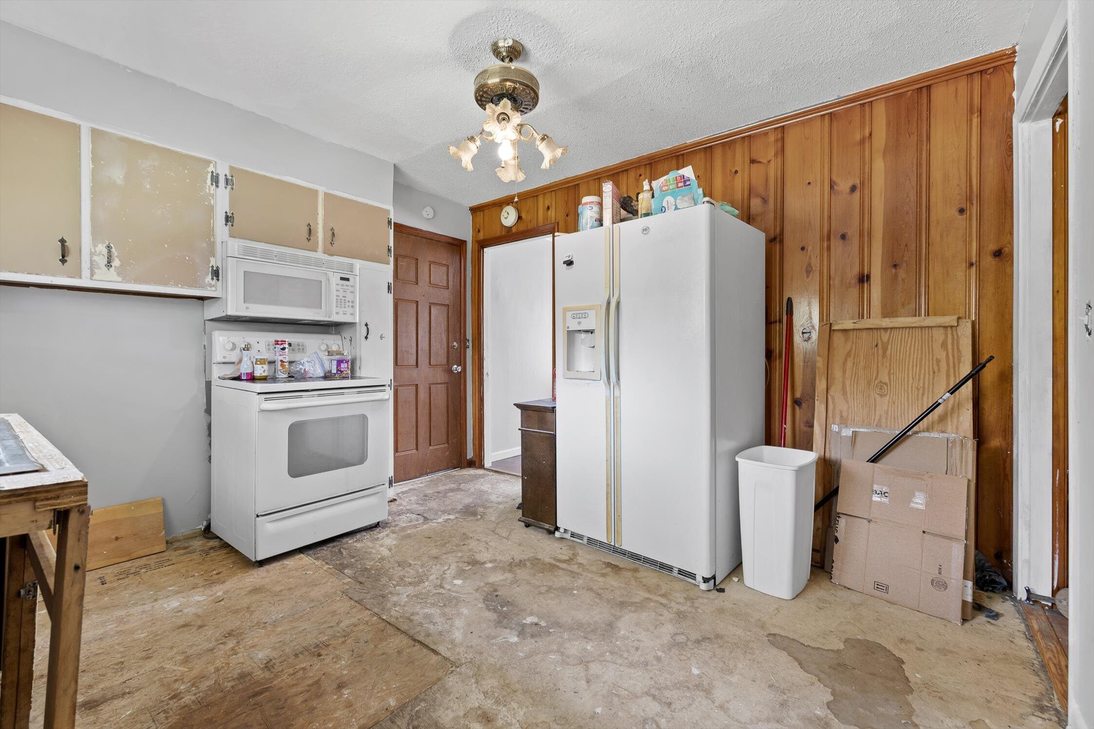 Ringgold, Georgia 30736, United States, 2 Bedrooms Bedrooms, ,1 BathroomBathrooms,Residential,Pending,231666