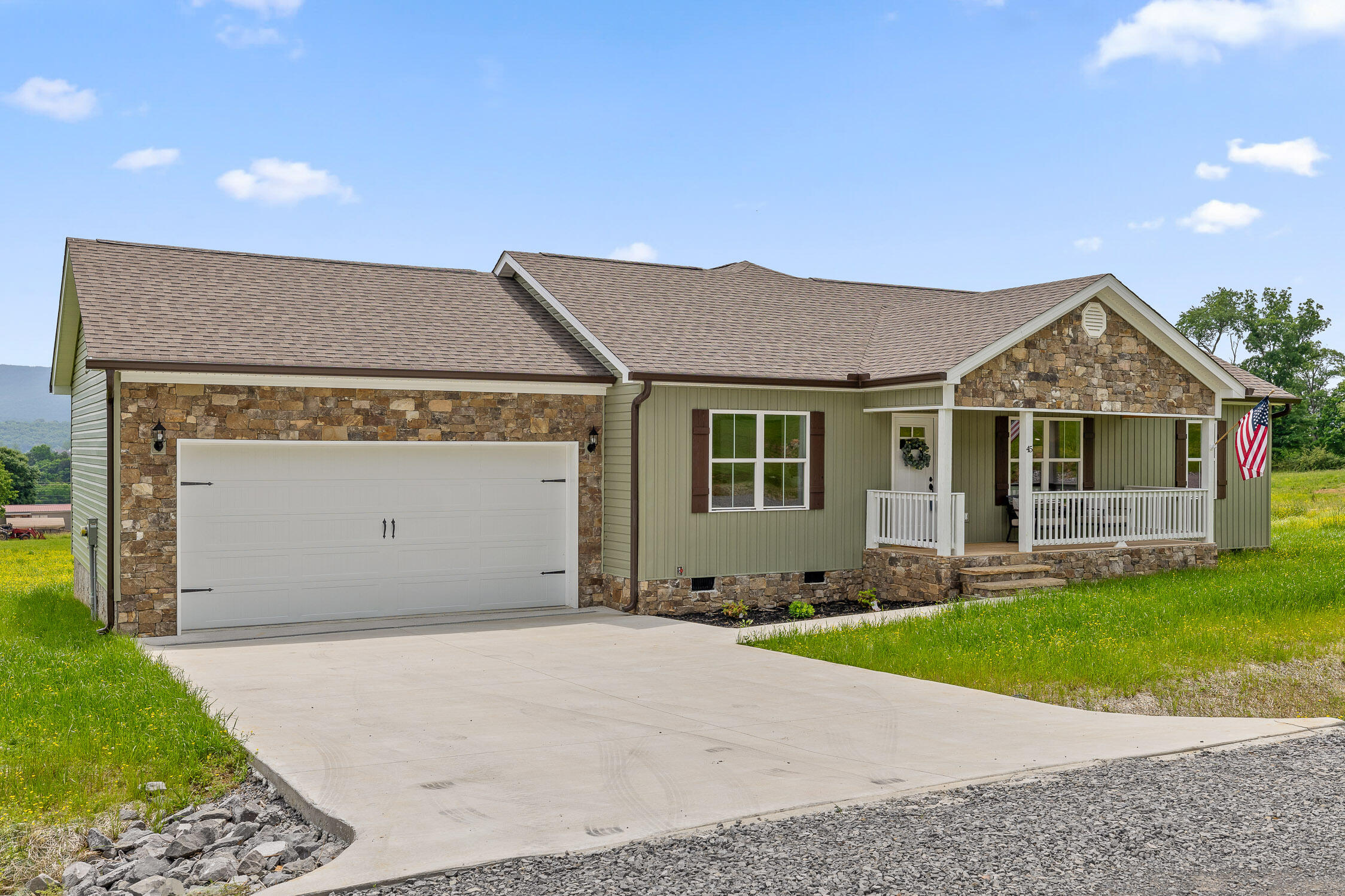 45 Lightning Lane, Dunlap, Tennessee image 2