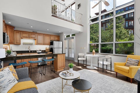 Condo For Sale - 99 Walnut Street<br/> Chattanooga, TN 37403