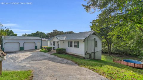 Photo of 13 Travis Road, Rossville, GA 30741 (MLS # 1517025)
