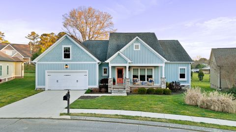 Homes For Sale - 3552 Morning Dew Cove<br/> Apison, TN 37302