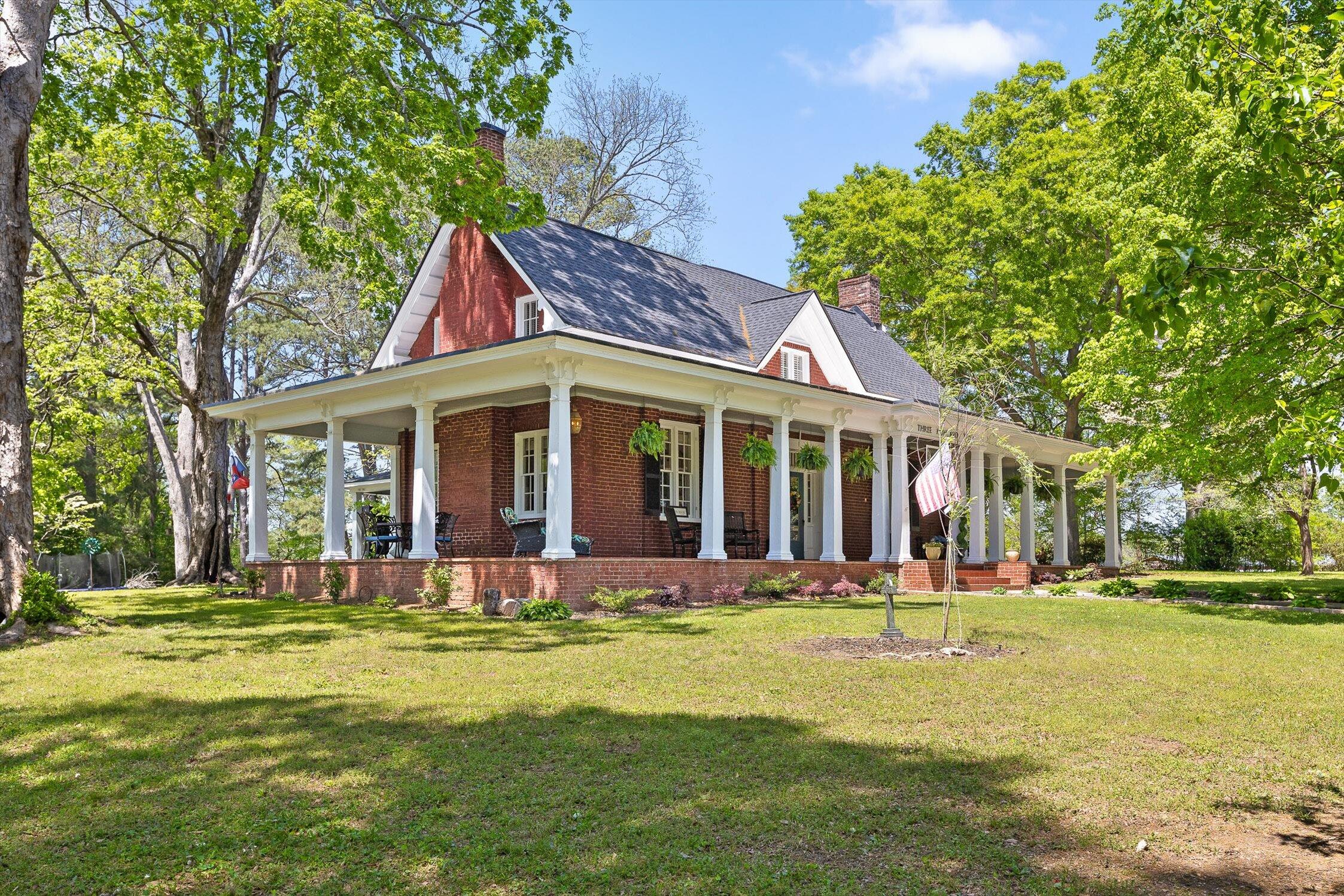 Lafayette, Georgia 30728, United States, 4 Bedrooms Bedrooms, ,2 BathroomsBathrooms,Residential,Active,112209