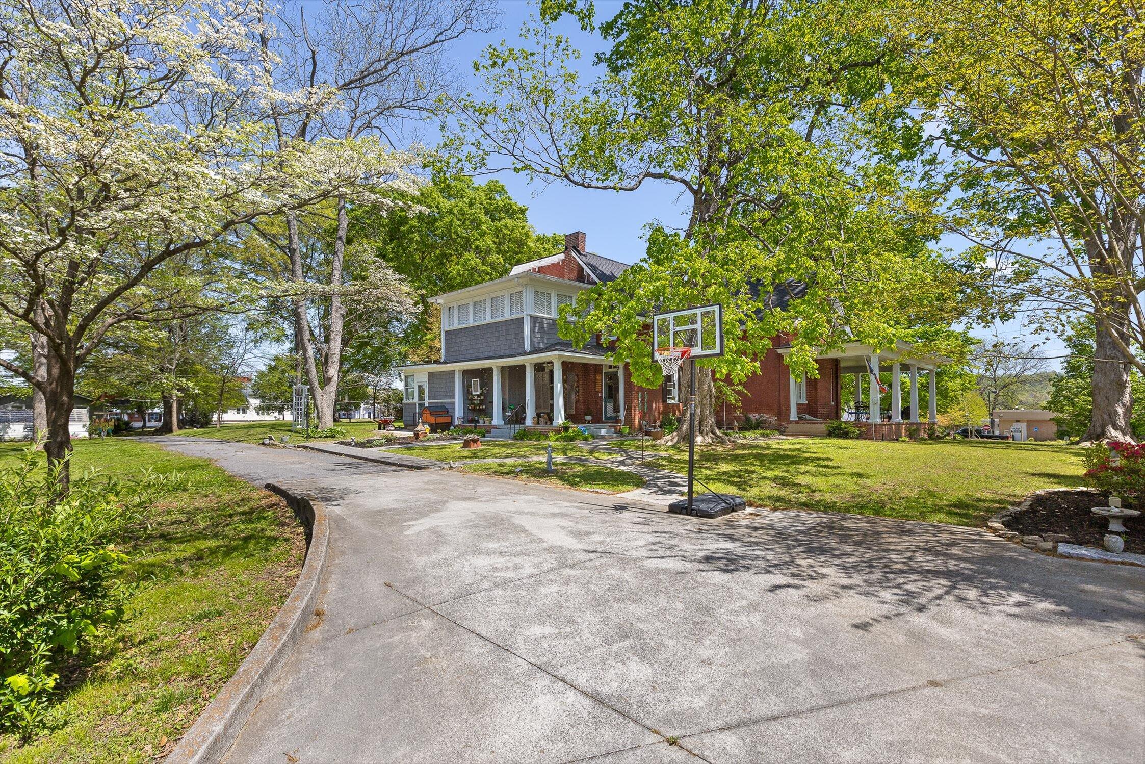 Lafayette, Georgia 30728, United States, 4 Bedrooms Bedrooms, ,2 BathroomsBathrooms,Residential,Active,112209