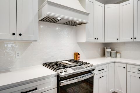 Tiny photo for 493 Ladd Avenue, Chattanooga, TN 37405 (MLS # 1525827)