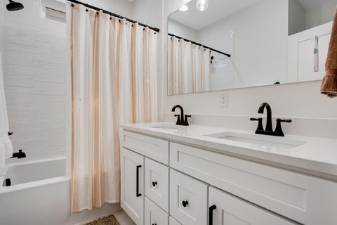 Tiny photo for 493 Ladd Avenue, Chattanooga, TN 37405 (MLS # 1525827)