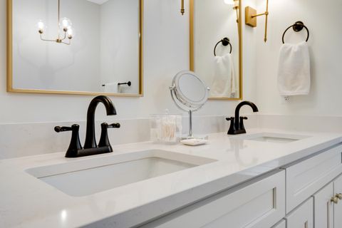 Tiny photo for 493 Ladd Avenue, Chattanooga, TN 37405 (MLS # 1525827)