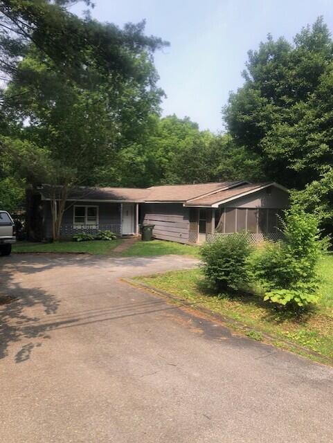 445 Timberlinks Drive, Signal Mountain, Tennessee image 1