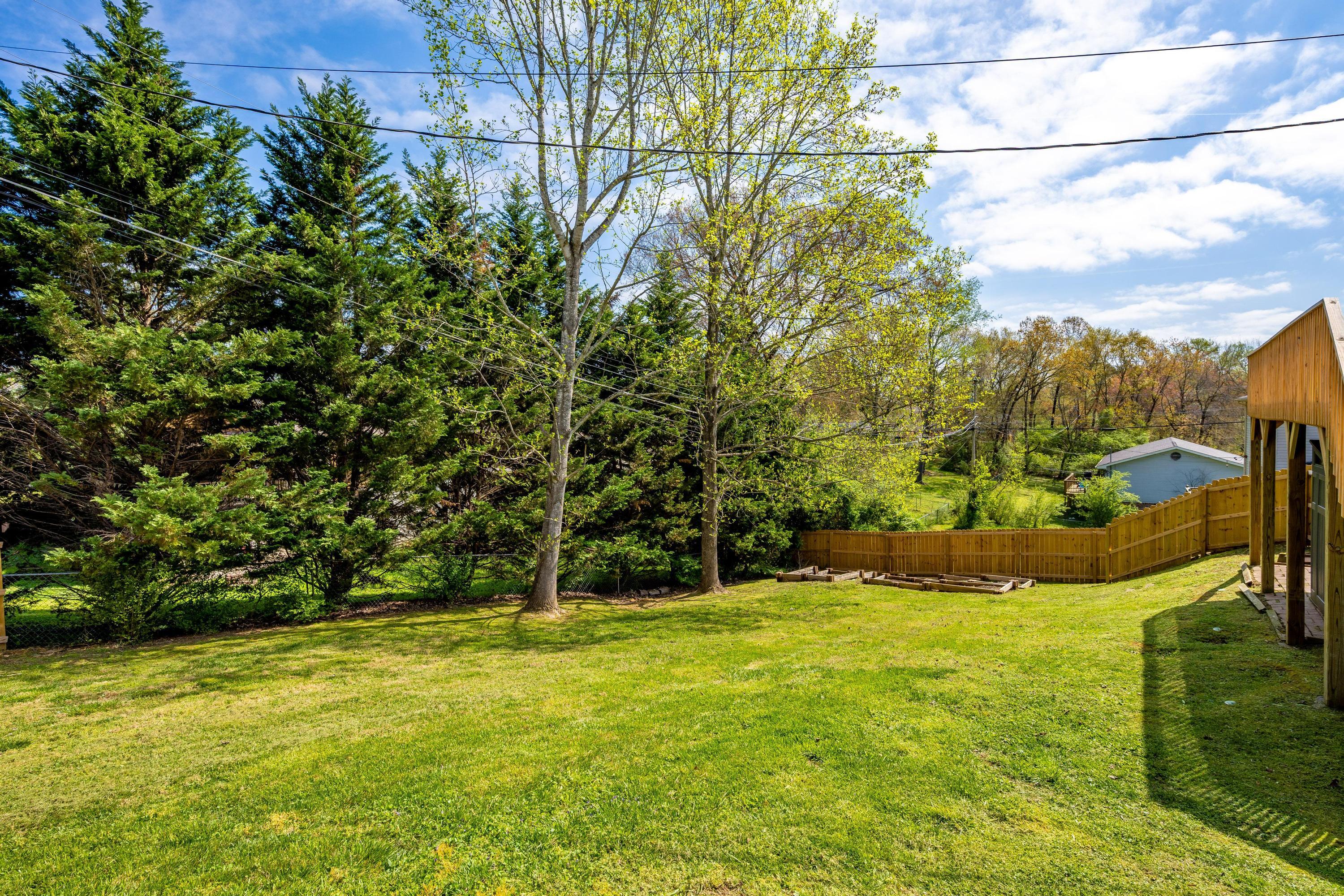 2221 Collins Lane, Soddy Daisy, Tennessee image 9