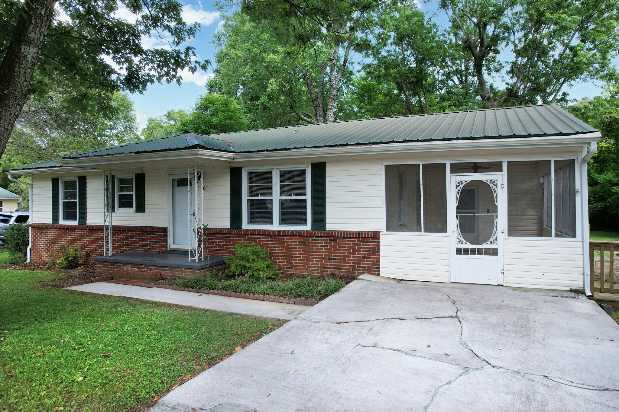 3106 Julian Drive, Cleveland, Tennessee image 1