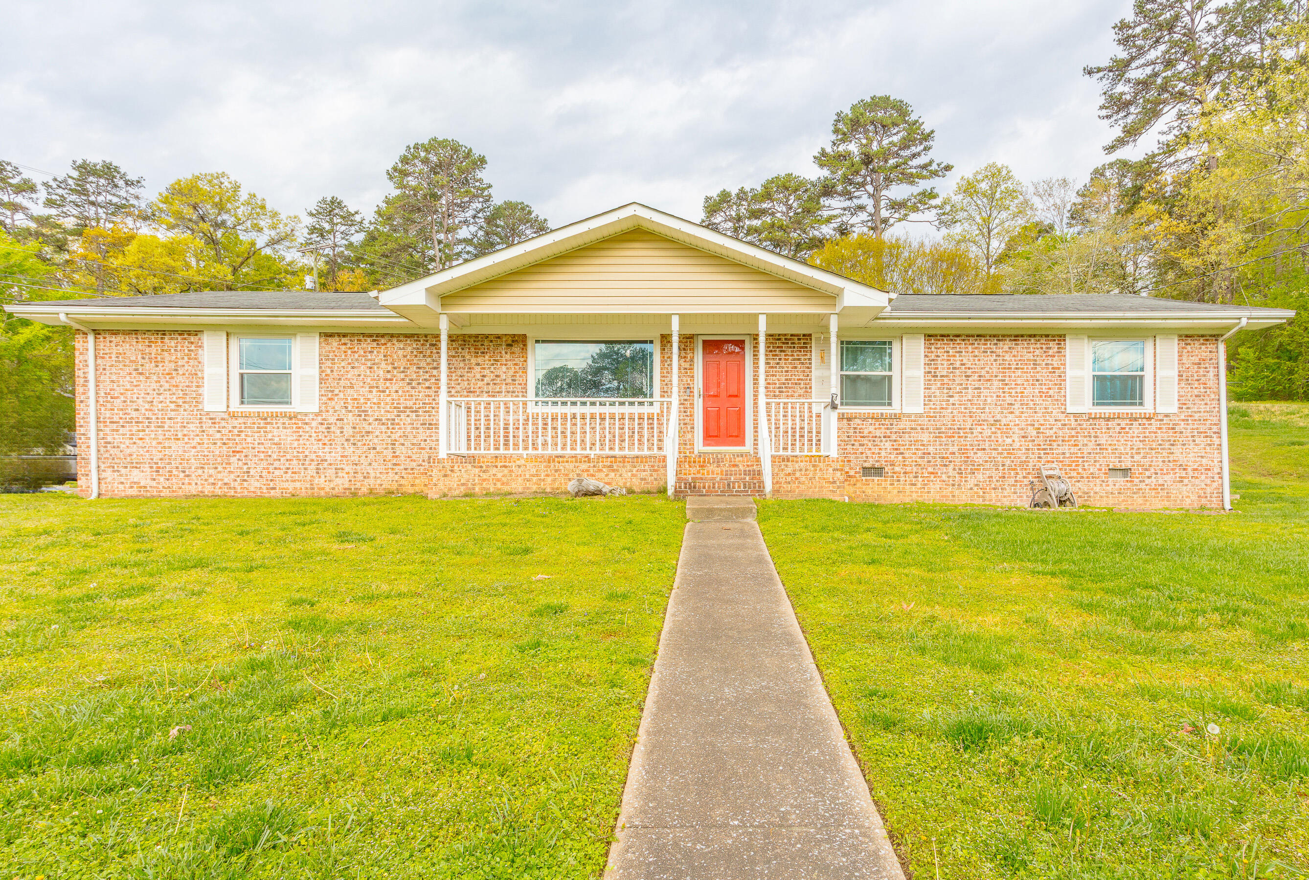 1609 S Winer Drive, Soddy Daisy, Tennessee image 3