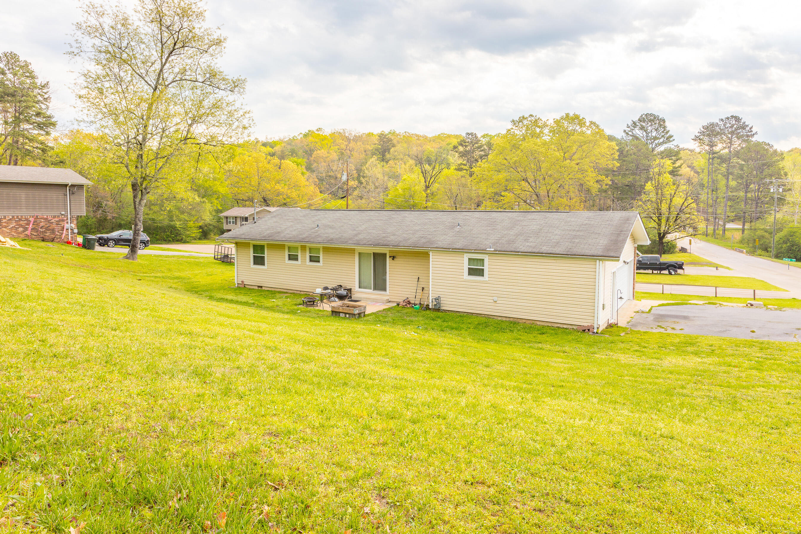 1609 S Winer Drive, Soddy Daisy, Tennessee image 5