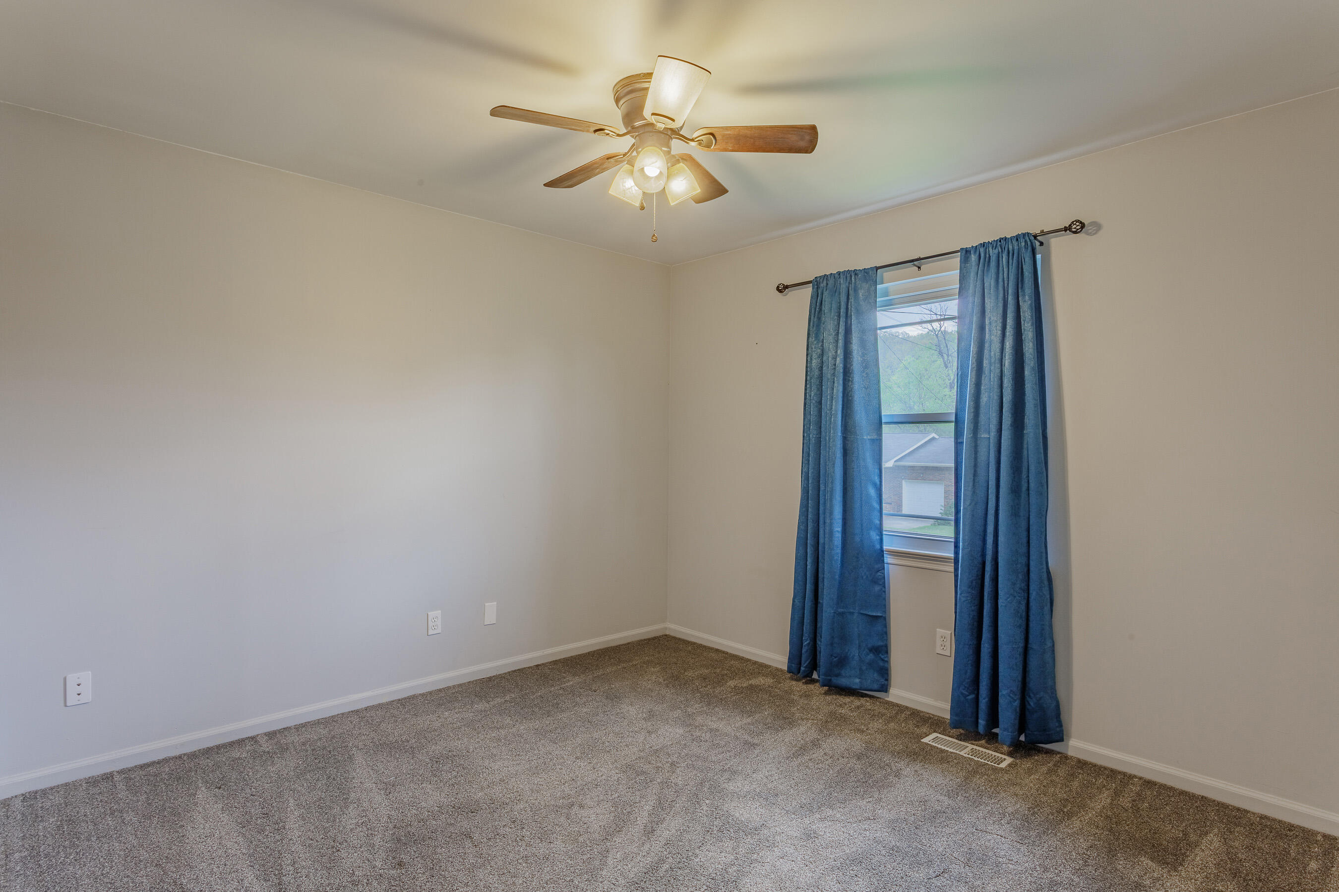 1609 S Winer Drive, Soddy Daisy, Tennessee image 28