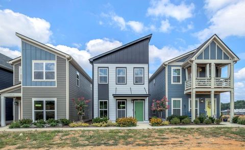 Photo of 1827 Cotton Way, Chattanooga, TN 37404 (MLS # 1525941)