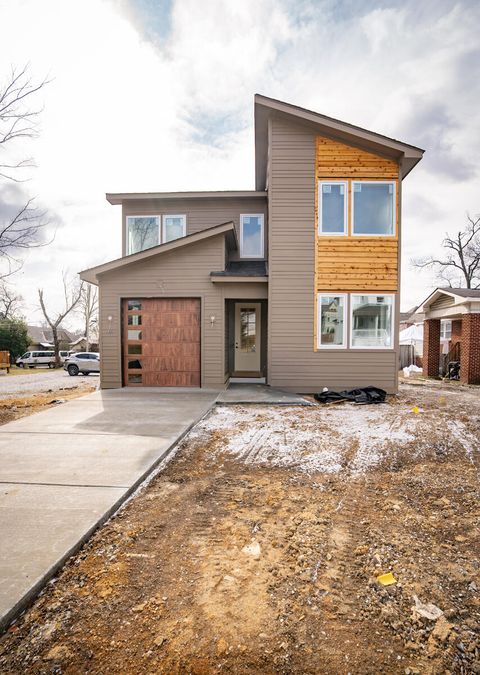 Photo of 1404 Bailey Avenue, Chattanooga, TN 37404 (MLS # 1527983)