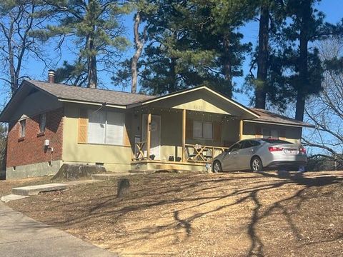 Photo of 5607 Kenyon Road, Chattanooga, TN 37416 (MLS # 1529002)