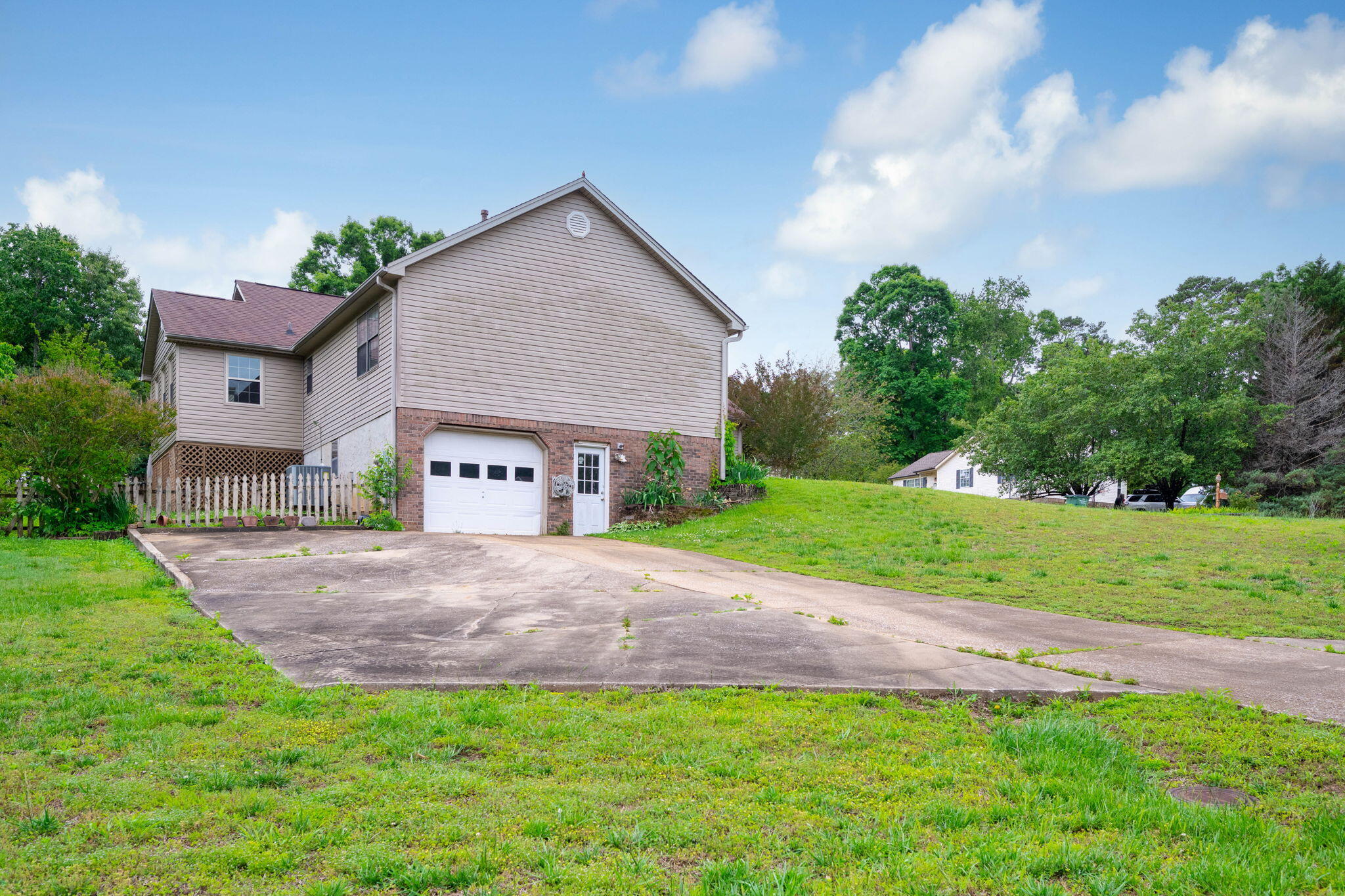 326 Fallen Leaf Drive