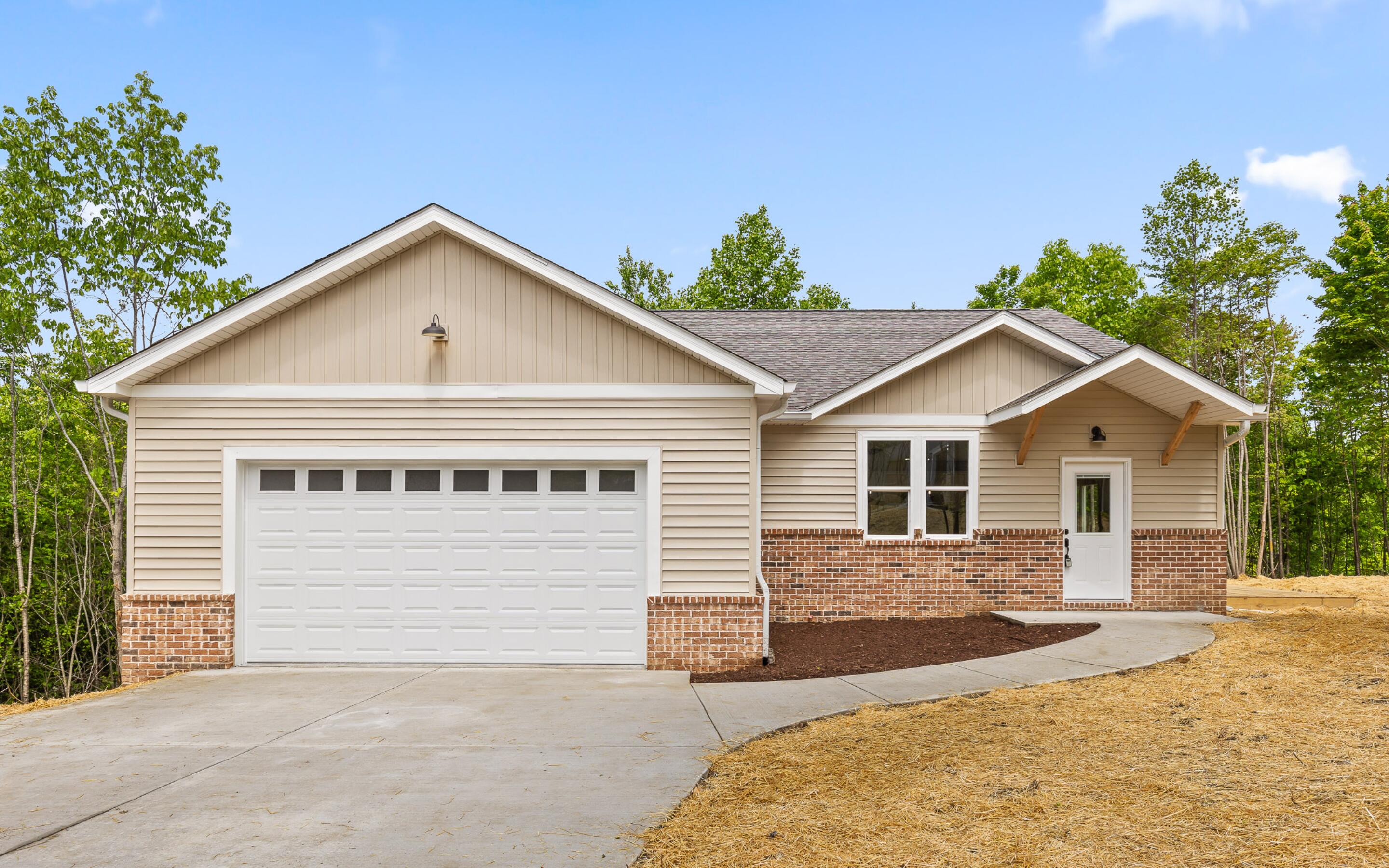 226 Grayson Way, Signal Mountain, Tennessee image 1