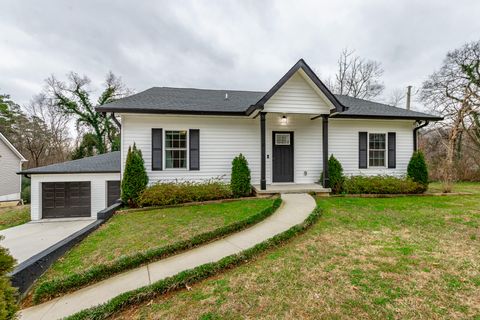 Photo of 216 Catoosa Street, Rossville, GA 30741 (MLS # 1528981)