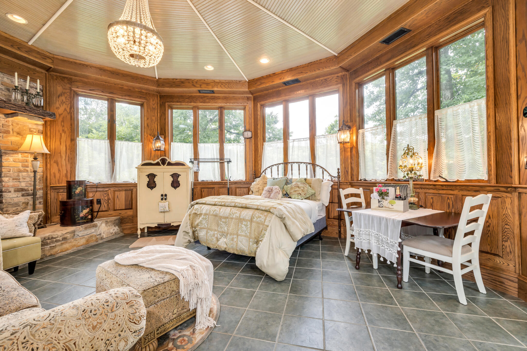 Cleveland, Tennessee 37311, United States, 6 Bedrooms Bedrooms, ,6 BathroomsBathrooms,Residential,Active,165673