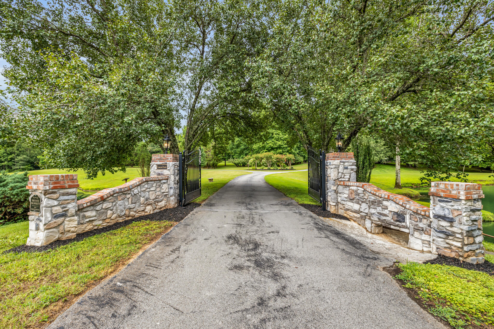 Cleveland, Tennessee 37311, United States, 6 Bedrooms Bedrooms, ,6 BathroomsBathrooms,Residential,Active,165673