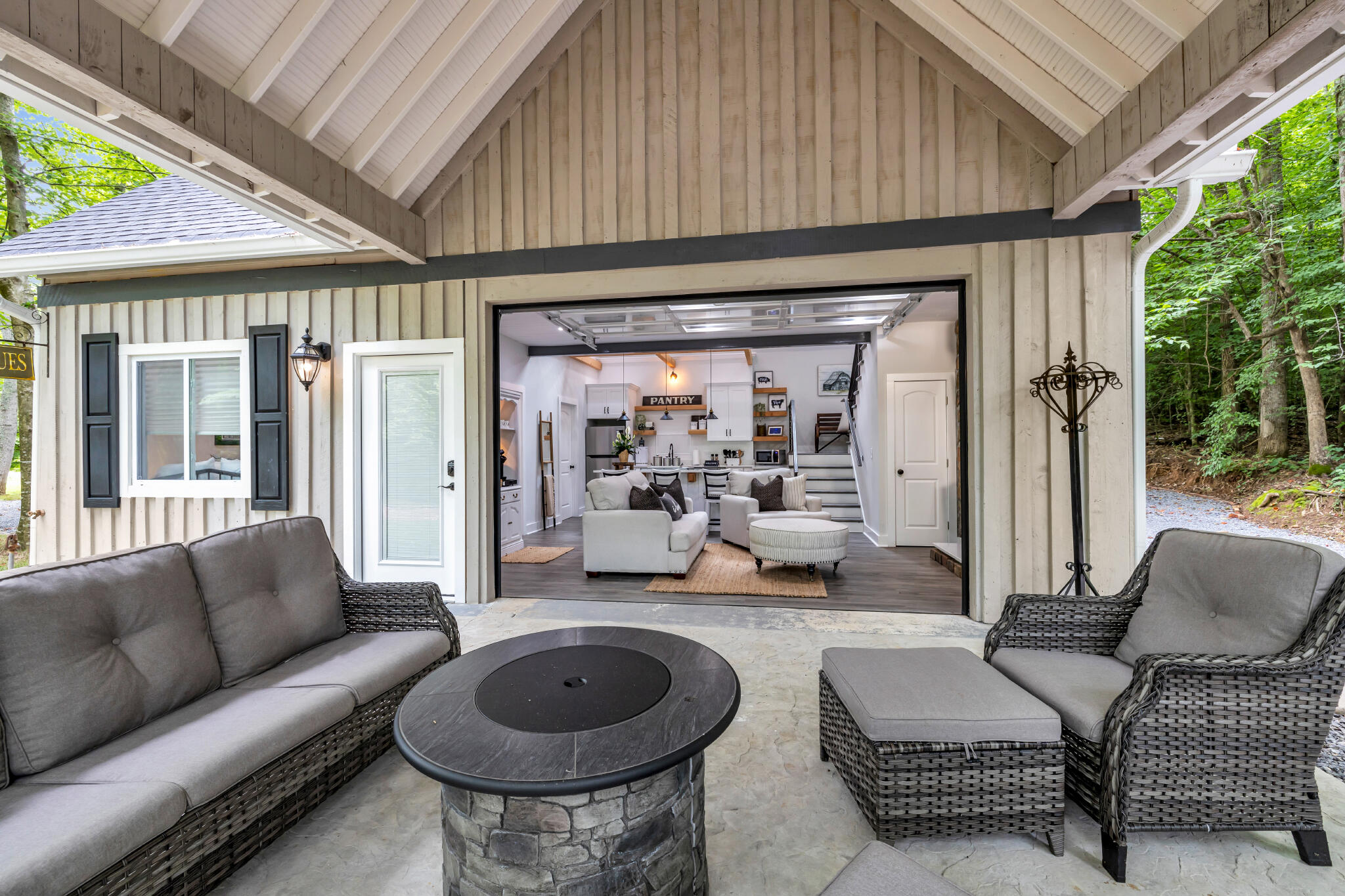 Cleveland, Tennessee 37311, United States, 6 Bedrooms Bedrooms, ,6 BathroomsBathrooms,Residential,Active,165673