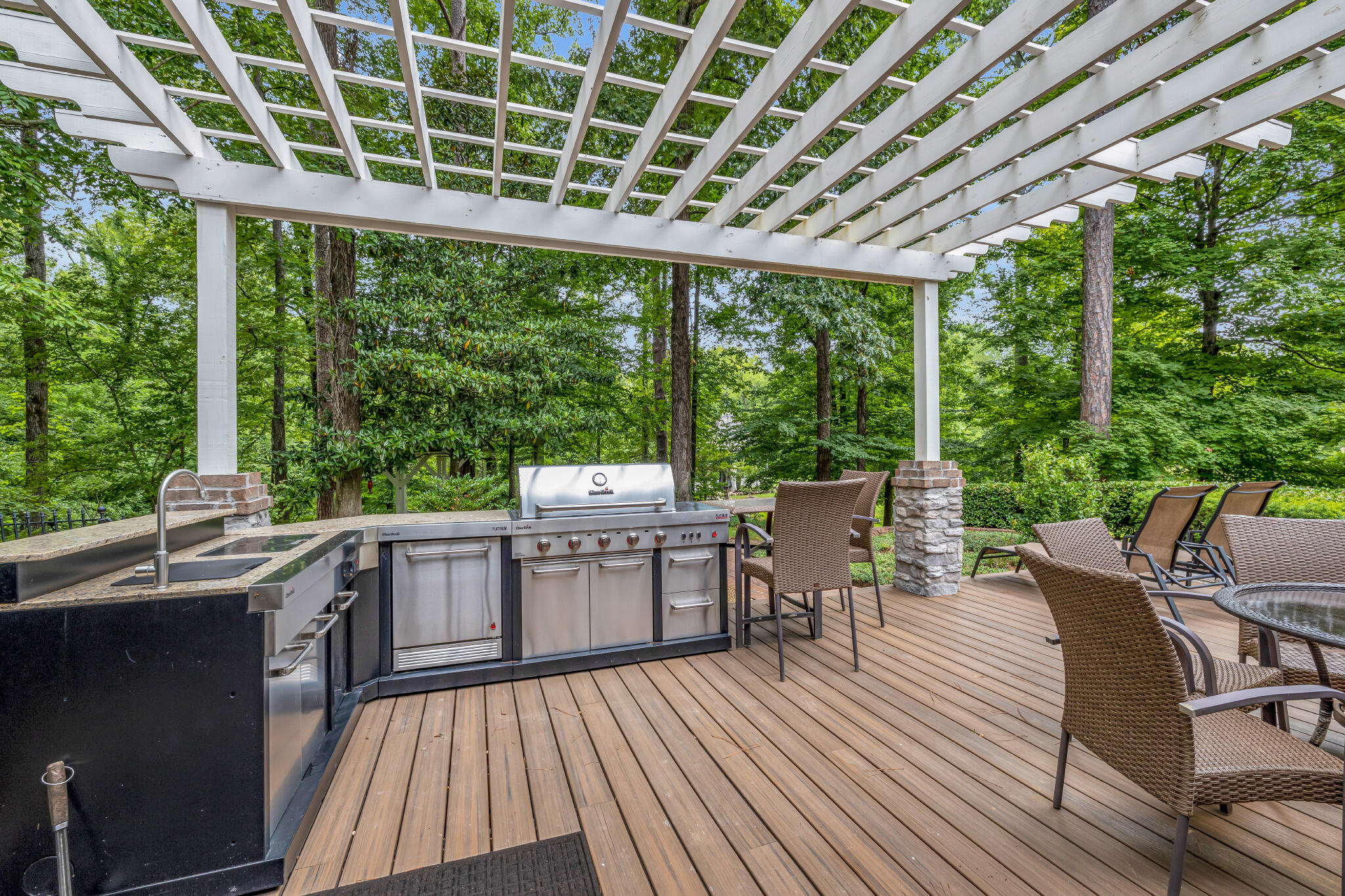 Cleveland, Tennessee 37311, United States, 6 Bedrooms Bedrooms, ,6 BathroomsBathrooms,Residential,Active,165673