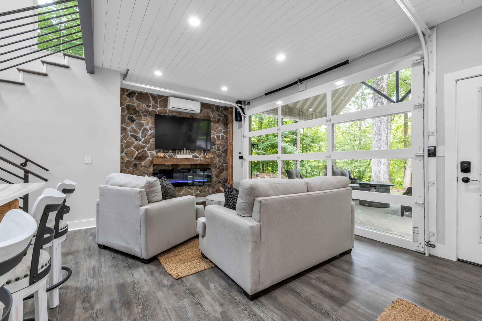 Cleveland, Tennessee 37311, United States, 6 Bedrooms Bedrooms, ,6 BathroomsBathrooms,Residential,Active,165673