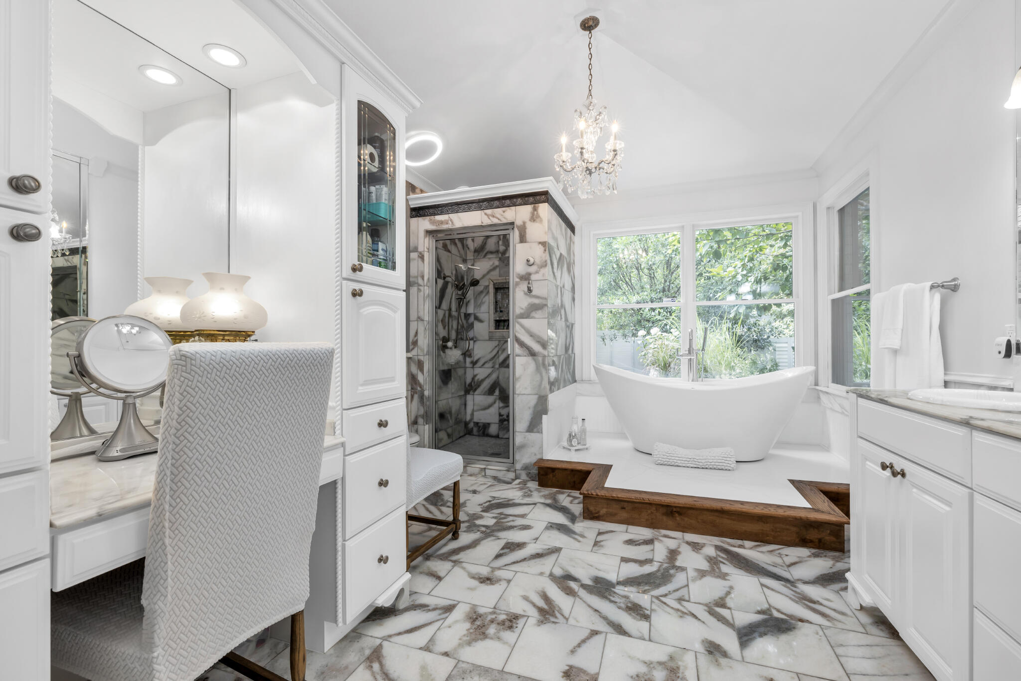 Cleveland, Tennessee 37311, United States, 6 Bedrooms Bedrooms, ,6 BathroomsBathrooms,Residential,Active,165673