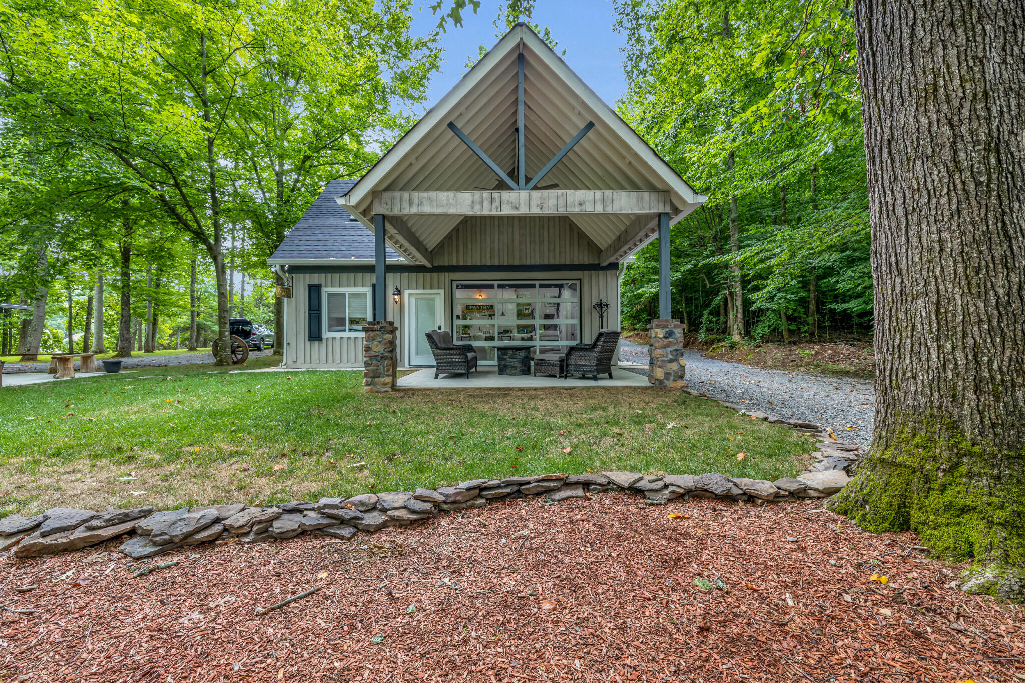 Cleveland, Tennessee 37311, United States, 6 Bedrooms Bedrooms, ,6 BathroomsBathrooms,Residential,Active,165673