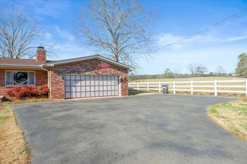 Homes For Sale - 2498 341 Highway<br/> Walker County, Chickamauga, GA 30707